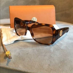 Tory Burch Tortoise TY 9010 510/13 Sunglasses